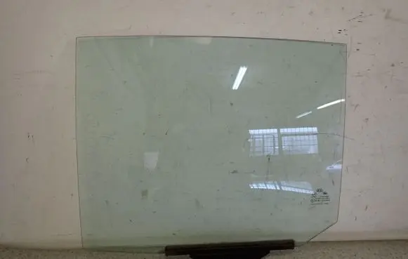 KIA Picanto Rear door window glass