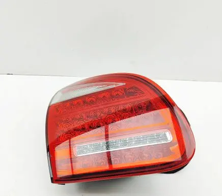 Porsche Cayenne (92A) Tailgate rear/tail lights 7P5945093N 7P5945093