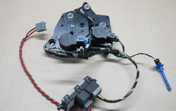 Ford Kuga II A/C air flow flap actuator/motor AV6N19E616AA