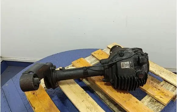 Mitsubishi Pajero Front differential 4900