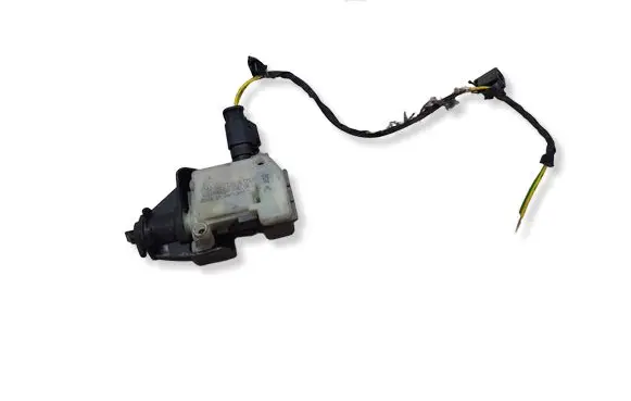 Peugeot 508 Fuel tank cap lock motor 9651690280