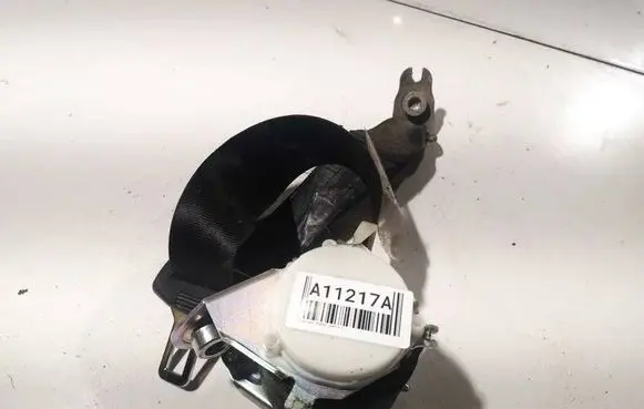 Volkswagen PASSAT B6 Rear seatbelt 3C9857805G
