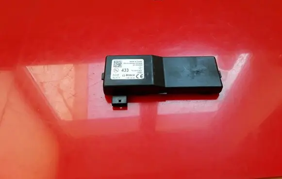 Chevrolet Cruze Door central lock control unit/module 13503204 F00HJ00487