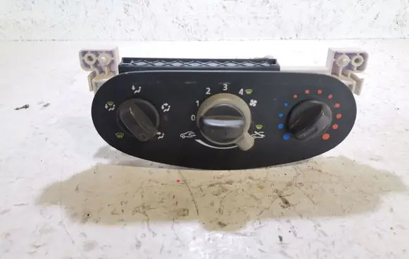 Dacia Duster Climate control unit 100809120372