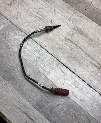 Audi A4 S4 B9 8W Exhaust gas temperature sensor 6X0973802A 964857 98576670