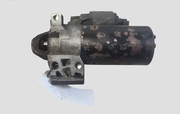 BMW 1 E81 E87 Starter motor 0001139002