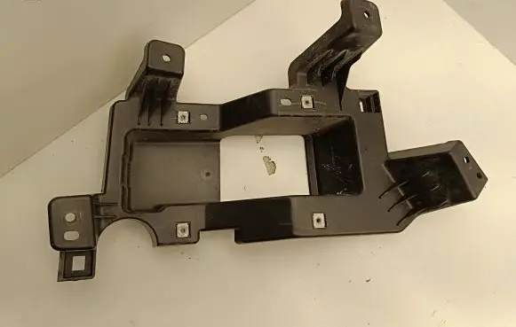 Chrysler Pacifica Fog light bracket 68445693AA 1004 27310
