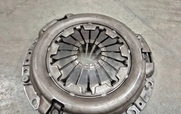 Mitsubishi Pajero Sport I Pressure plate 