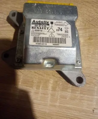 Renault Laguna II Airbag control unit/module 8200687756