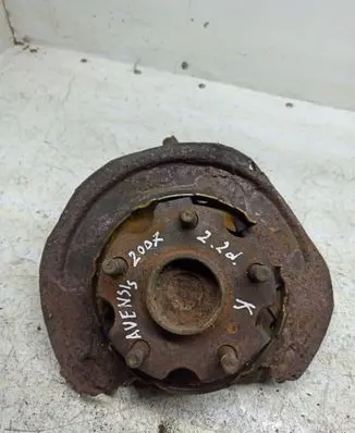 Toyota Avensis T250 Rear wheel hub