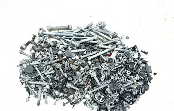 Audi E-tron GT Nuts/bolts