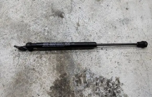 Chevrolet Captiva Tailgate/trunk strut/damper 82553891300