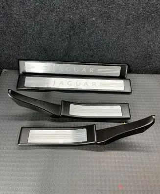 Jaguar XF X250 sill trim set (inner) 8X23F13244AGW 8X23F13245AGW 8X2313200AF