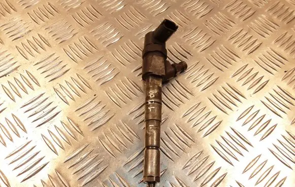 Opel Zafira B Fuel injector 0445110159