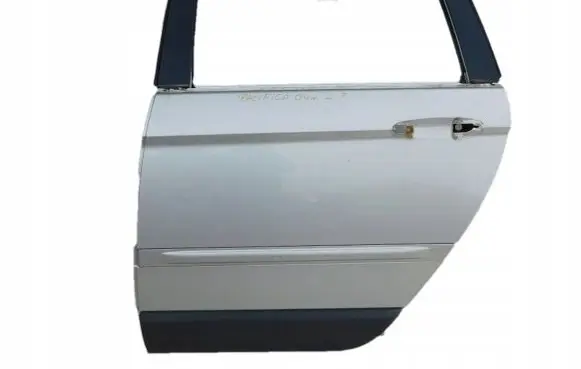 Chrysler Pacifica Rear door