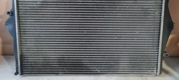 Volvo XC70 Intercooler radiator 8649471A
