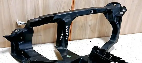 Mitsubishi Colt Headlight/headlamp mounting bracket MN105059