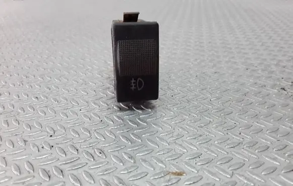 Fog light switch