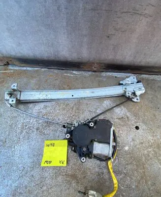 Mitsubishi Galant Front door window regulator with motor 