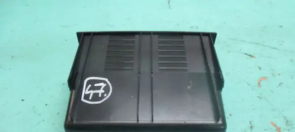 BMW 7 E38 Glove box 8161569