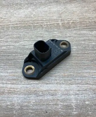 Mercedes-Benz S W220 Airbag deployment crash/impact sensor 0025426918 02W40