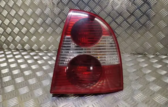 Volkswagen PASSAT B5.5 Rear/tail lights 3B5945096AE