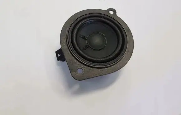 Renault Captur II Front door high frequency speaker