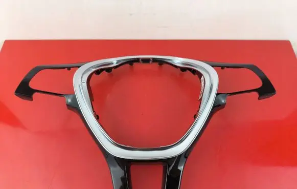 Volkswagen PASSAT B8 Steering wheel trim 5G0419685B