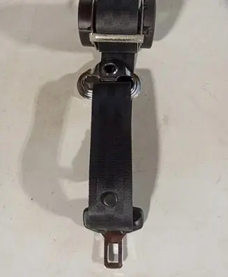 Skoda Yeti (5L) Seat belt trim 5L6857447