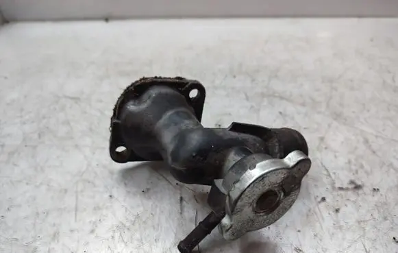 Hyundai Sonata Engine coolant pipe/hose