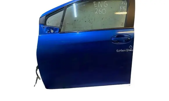 Toyota Yaris Front door 