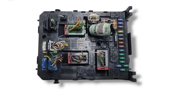 Peugeot 407 Comfort/convenience module 9664058880