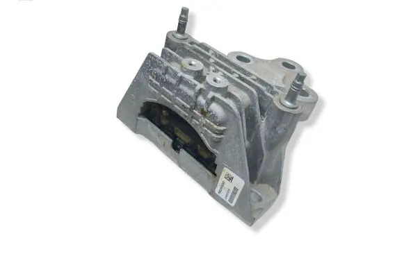 Chrysler Pacifica Engine mount bracket P68224742AD