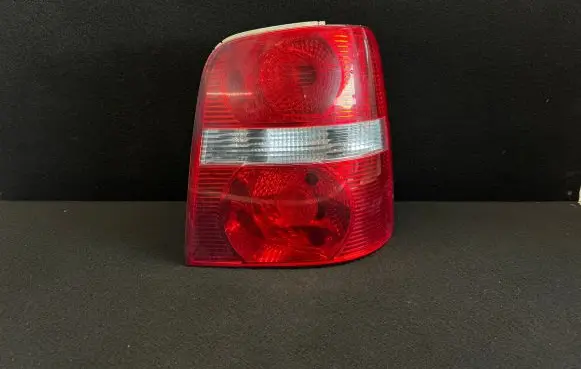 Volkswagen Touran I Rear/tail lights