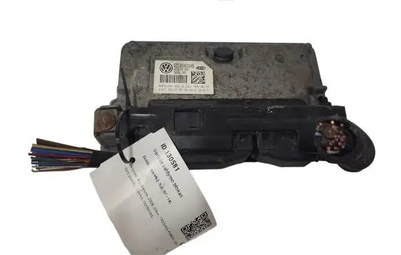 Skoda Fabia Mk2 (5J) Engine control unit/module 03C906024B 6GE322V6H 6160139303