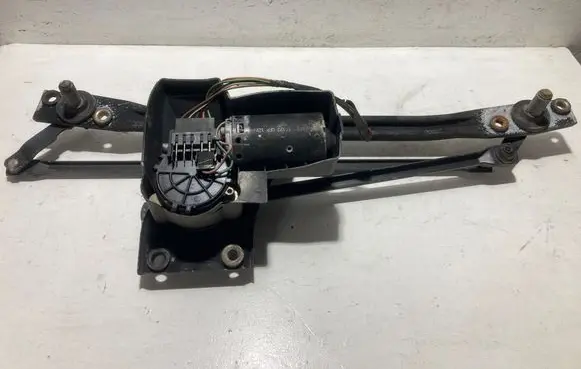 Ford Sierra Front wiper linkage and motor 0390241322 87GB17B571AA