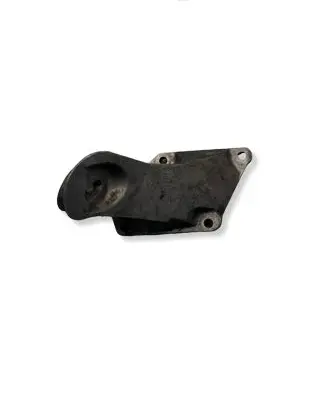 BMW 5 E60 E61 Engine mounting bracket 6761113