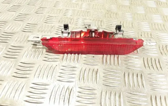 Toyota Corolla E120 E130 Third/center stoplight 52023 0254