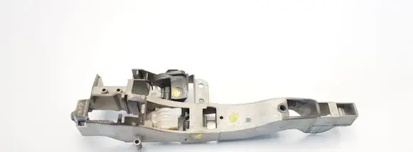 Peugeot 407 Front door exterior handle/bracket 9682508080