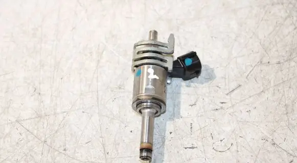 Lexus IS III XE30 Fuel injector 2325031120