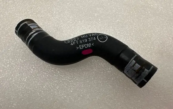 Audi A6 S6 C6 4F Engine coolant pipe/hose 4F1819374
