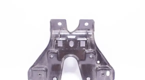 Volkswagen PASSAT B8 Radiator support slam panel bracket 3G0805567A