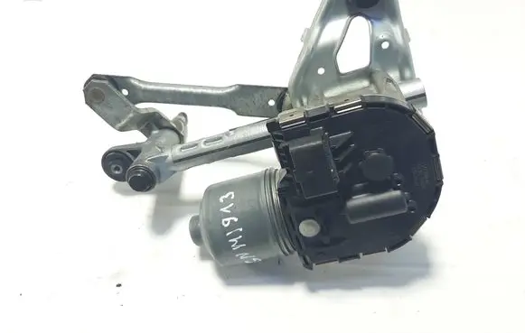 Front wiper linkage and motor