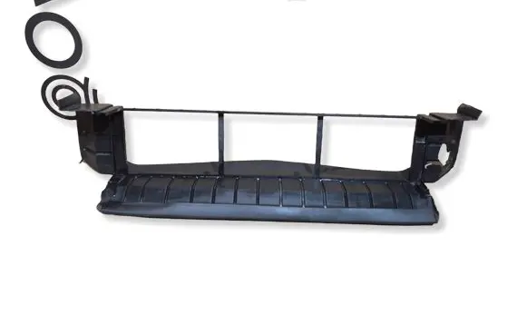 Mercedes-Benz B W246 W242 Intercooler air channel guide A2465050130