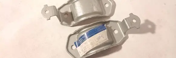 Mercedes-Benz C W204 Sway bar bush bracket, front A1403230140