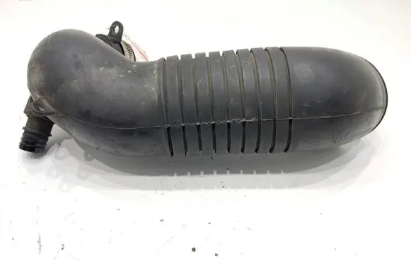 Audi A4 S4 B6 8E 8H Air intake hose/pipe