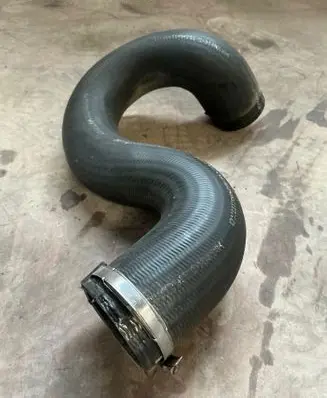 Citroen C4 I Intercooler hose/pipe
