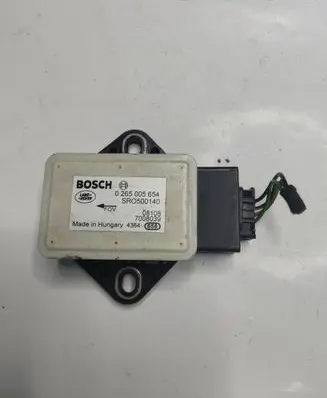 Land Rover Discovery 3 - LR3 ESP acceleration yaw rate sensor 0265005654 SRO500140 08108
