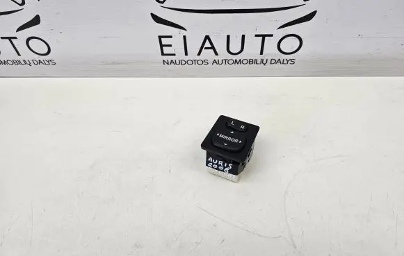 Toyota Auris 150 Wing mirror switch 769746F 183574