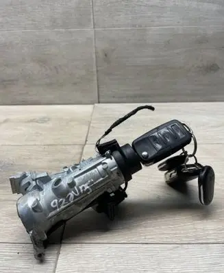 Skoda Superb B6 (3T) Ignition lock 1K0905851B 0200BC11N08